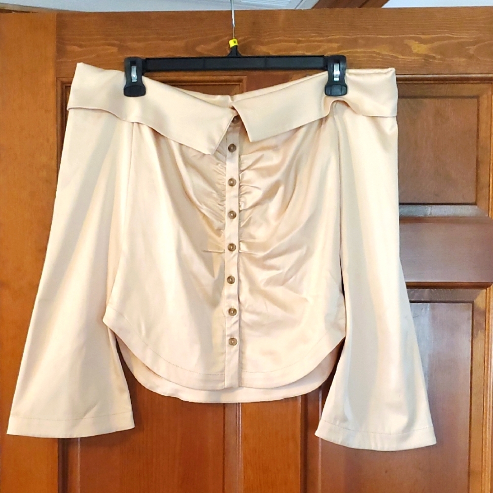 Anthropologie Woman Off-Shoulder Beige Blouse Sz M